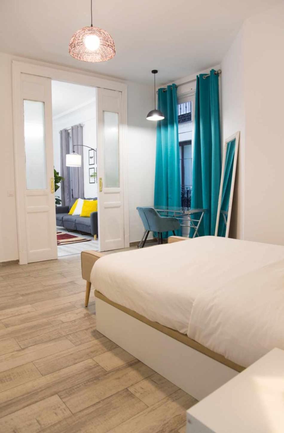 Una Lujosa Estancia En Las Cortes Madrid Exterior foto
